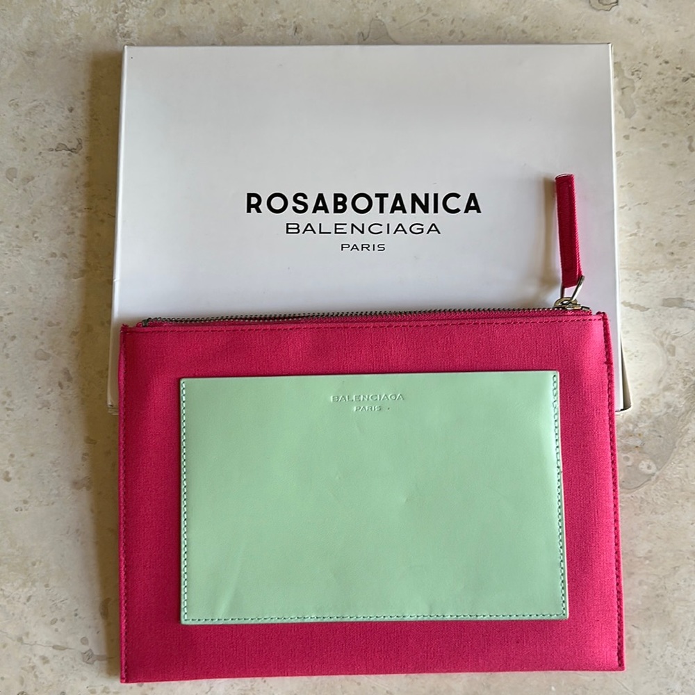 Rosabotánica by Balenciaga envelope clutch